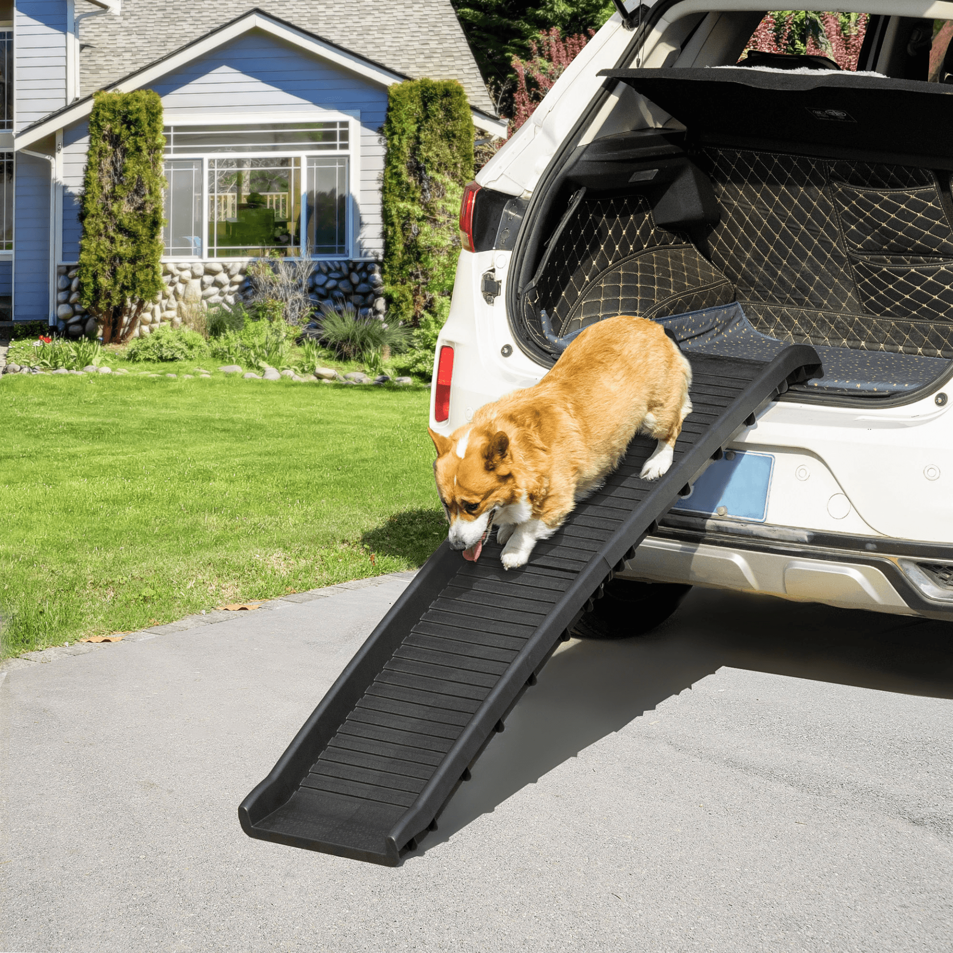 PawHut Foldable Pet Ramp Dog Car Ramp for SUVs, Cars w/ Removable Non-Slip Cover - Black